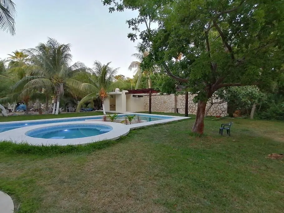 Marysol Beachfront Next To Nomads D7 Isla Mujeres Mexico
