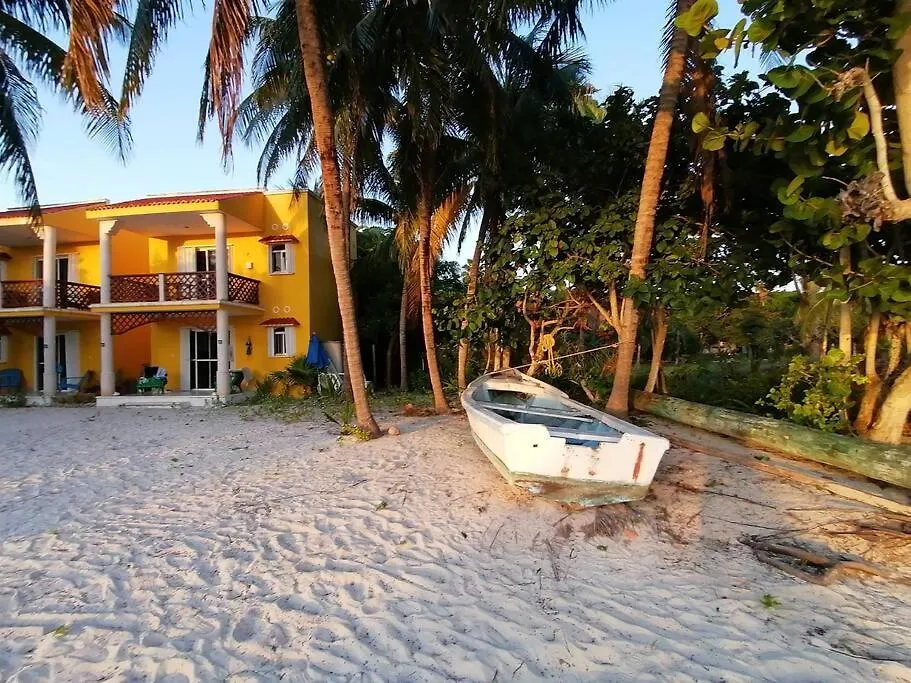 Marysol Beachfront Next To Nomads D7 Isla Mujeres Apartment