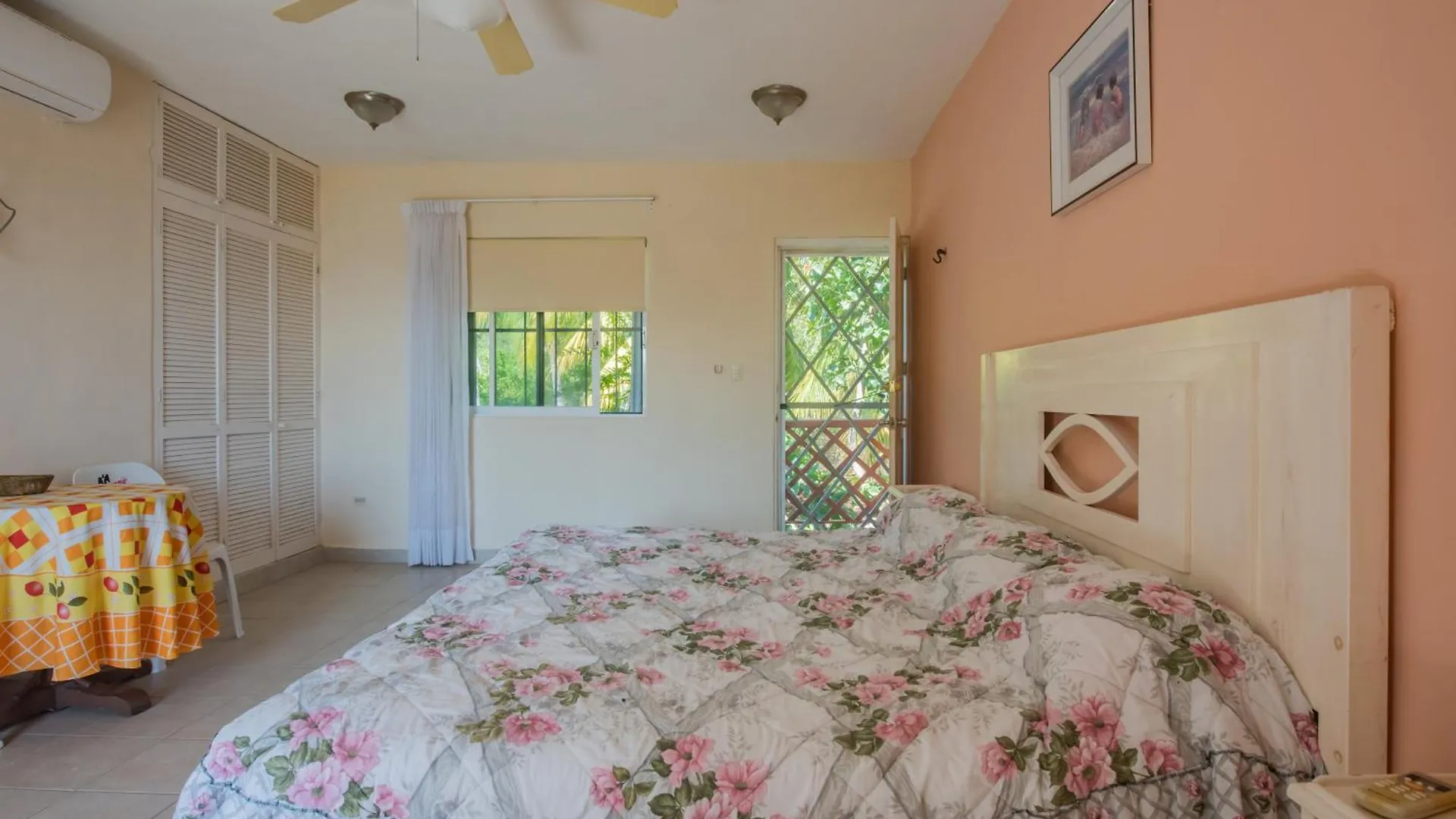 Marysol Beachfront Next To Nomads D7 Isla Mujeres Mexico