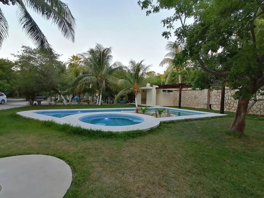 Marysol Beachfront Next To Nomads D7 Isla Mujeres 0*,